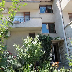 Pensiune Izgrev Sarafovo, Burgas City